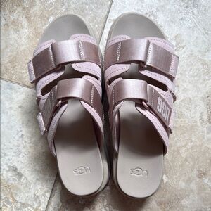 UGG Pink Sandals with Wide Strap and Flat Sole